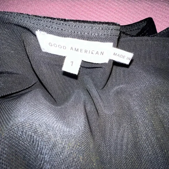 Good American Black Velvet Bodysuit Scoop Neck Sleeveless Thong Back Size 1 - Picture 6 of 6